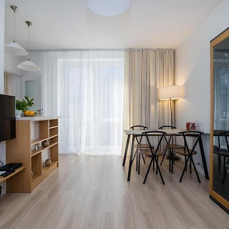 Shortstaypoland Plac Dabrowskiego B140 바르샤바 외부 사진
